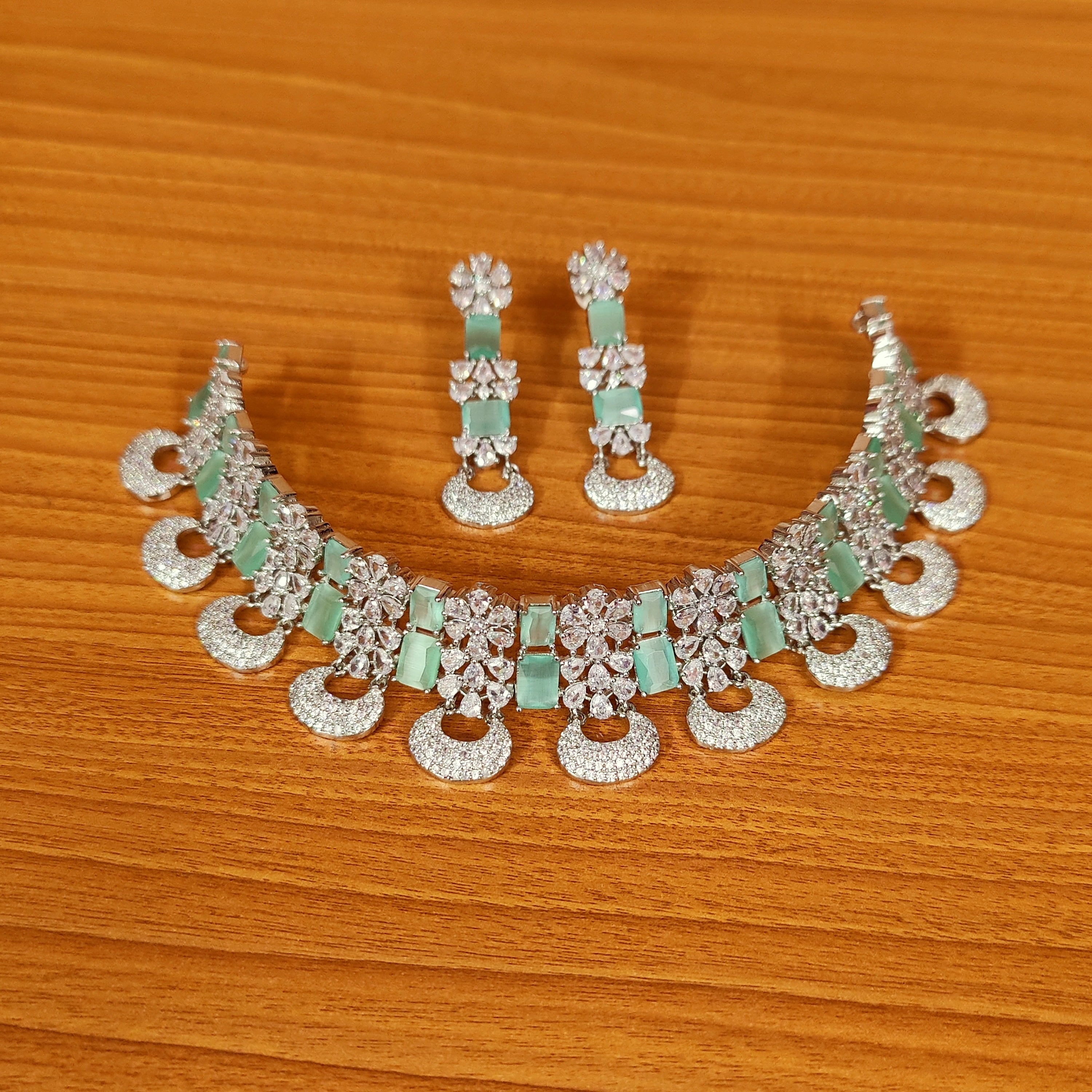 MINT GREEN CZ STUDDED DIAMOND LOOK CHOKER NECKLACE SET – Sanvi Jewels